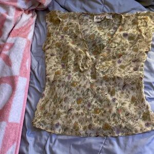 Lightweight cute summer shirt